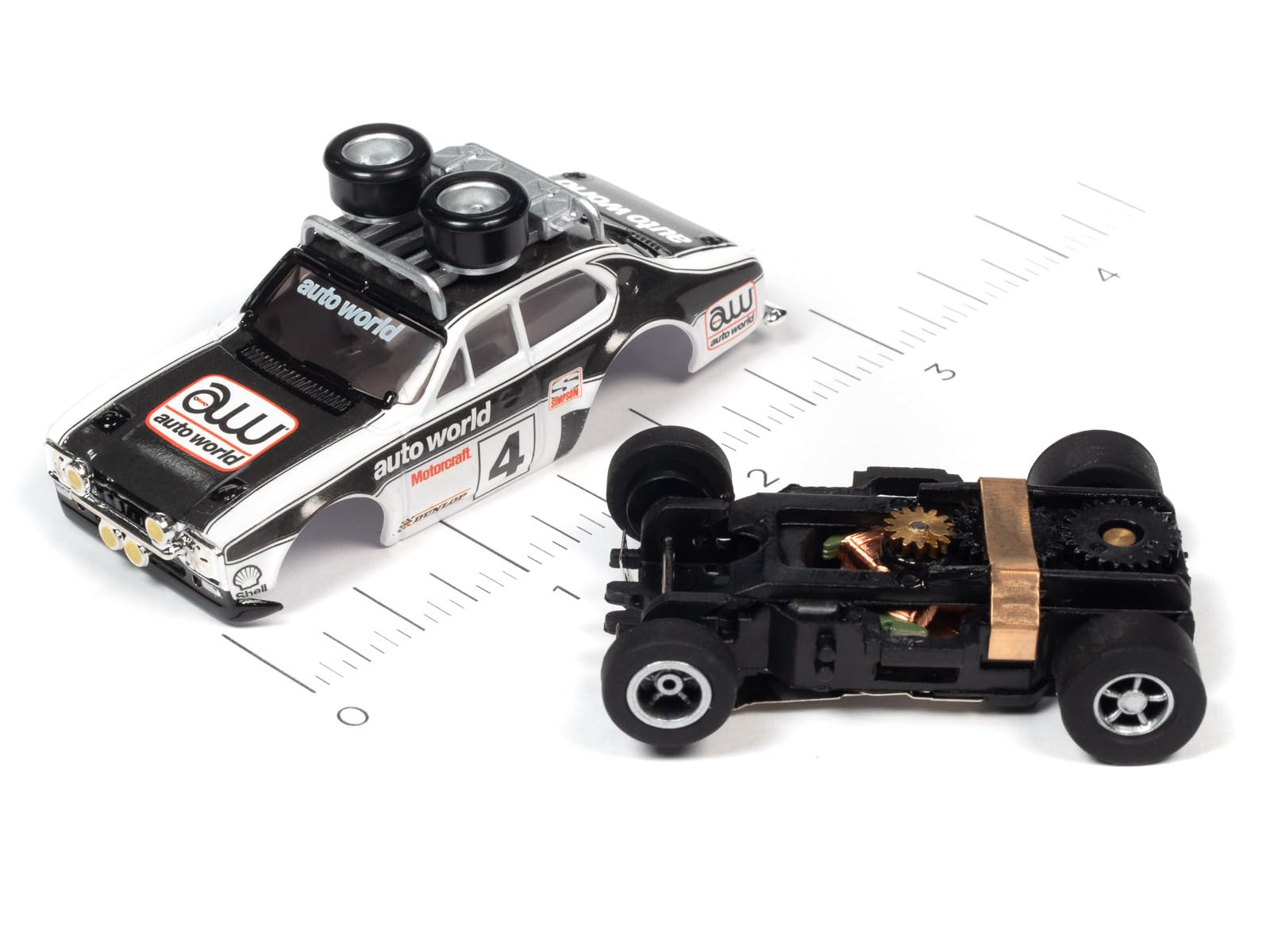 Auto World Xtraction 1975 Ford Escort MK1 HO Scale Slot Car