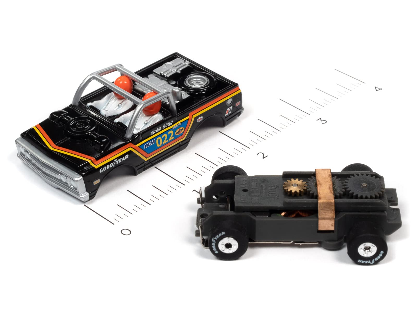 Auto World Thunderjet R34 1970 Chevrolet Baja Blazer (Black) HO Scale Slot Car