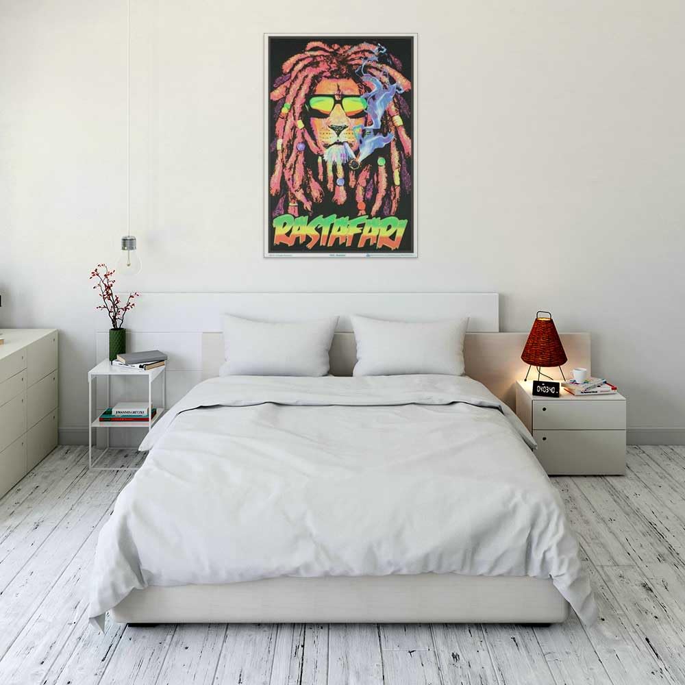 Rastafari Lion Blacklight Poster - Authentic Blacklight-Reactive Flocked Material - 23" x 35"